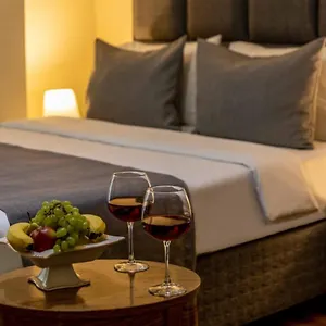 Отель Beyzas Boutique & Suites