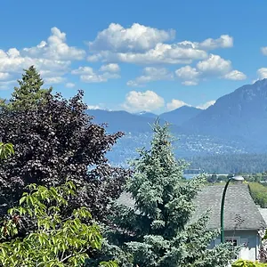 Cozy Guest Near Ubc, Downtown And Beaches Homestay Vancouver