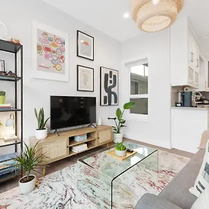 Charming 3br In A Lovely Neighborhood Homestay Vancouver